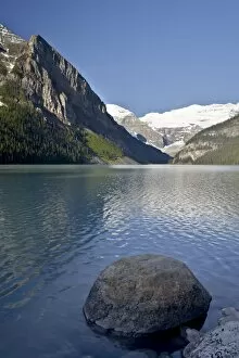 Images Dated 27th June 2009: Lake Louise, Banff National Park, UNESCO World Heritage Site, Rocky Mountains