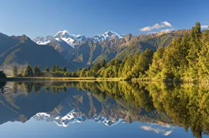 Images Dated 2nd January 2000: Lake Matheson
