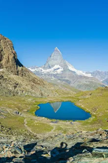 Cycling Prints: Lake Riffelsee with the Matterhorn in the background