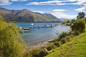 Images Dated 7th April 2011: Lake Wanaka harbour sailing boats, Wanaka, South Island, New Zealand, Pacific
