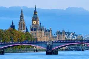 River Thames Gallery: Lambeth Bridge and Houses of Parliament, UNESCO World Heritage Site, London