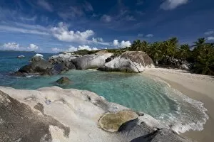 Images Dated 5th December 2007: Large eroded granite outcrops at The Baths in Virgin Gorda, British Virgin Islands