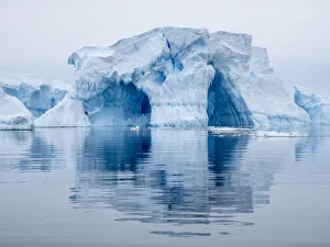 Polar Climate Prints: Large iceberg grounded on a reef at Peter I Island