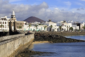 Canaries Prints: Las Bolas Causeway, Arrecife, Lanzarote Island, Canary Islands, Spain, Atlantic, Europe