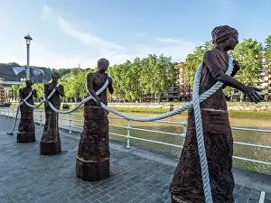 Strength Prints: Las Sigueras (The Rope Girls), a sculpture by Dora Salazar