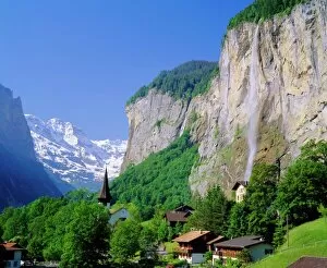 Images Dated 5th September 2008: Lauterbrunnen and Staubbach Falls