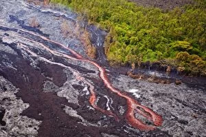 Images Dated 18th March 2008: Lava flowing from Kilauea Volcano, Hawaii Volcanoes National Park, UNESCO World Heritage Site