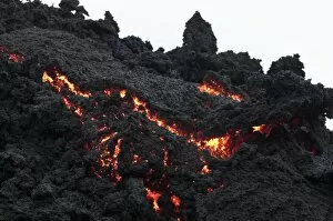 Images Dated 25th March 2009: Lava flows on Volcan Pacaya, Guatemala, Central America