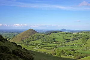Shropshire Collection: Lawley from slopes of Caer Caradoc in spring evening light, Church Stretton Hills