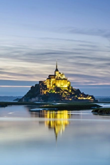 Le Mont-Saint-Miichel at sunset, Mont-Saint-Michel, UNESCO World Heritage Site, Manche