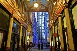 Images Dated 13th February 2008: Leadenhall Market and Lloyds Building, London, United Kingdom, Europe