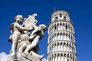 The Leaning Tower of Pisa, campanile or bell tower, Fontana dei Putti, Piazza del Duomo
