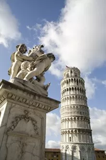 Images Dated 1st June 2007: The Leaning Tower of Pisa, UNESCO World Heritage Site, Pisa, Tuscany, Italy, Europe