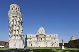Leaning Tower (Torre Pendente) and Duomo, UNESCO World Heritage Site, Piazza dei Miracoli, Pisa, Tuscany, Italy, Europe