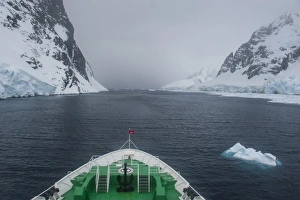 Images Dated 3rd December 2008: The Lemaire Channel, Antarctica, Polar Regions