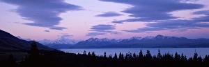 Pacific Rim Prints: Lenticular cloud over Mount Cook (Aoraki)