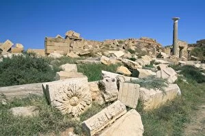 Images Dated 26th April 2005: Leptis Magna, UNESCO World Heritage Site, Tripolitania, Libya, North Africa, Africa