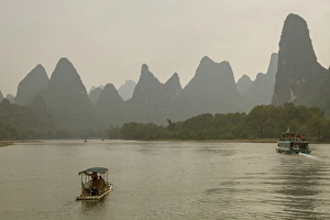 Guilin Prints: Li River, Guilin, Guangxi, China, Asia