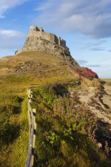Lindisfarne Castle on a clifftop, Lindisfarne Island, Holy Island, Lindisfarne, Northumberland, England, United Kingdom, Europe