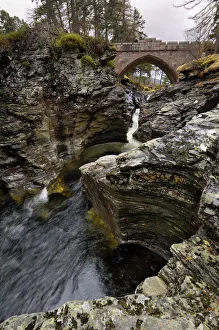 Images Dated 5th March 2008: Linn of Dee, near Braemar, Cairngorms National Park, Aberdeenshire, Scotland