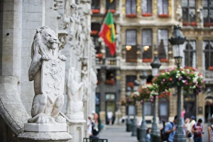 Lion statue on the Hotel de Ville (Town Hall) in the Grand Place, UNESCO World Heritage Site Lion statue on the Hotel de Ville (Town Hall) in the Grand Place, UNESCO World Heritage Site