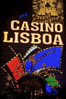 Images Dated 29th October 2007: Lisboa Casino neon illuminated at night, Macau, China, Asia