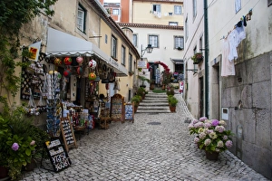 Sintra Prints: Little alley, Sintra, UNESCO World Heritage Site, Portugal, Europe
