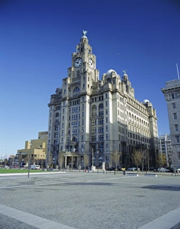 The Liver Building, Pier Head, Liverpool, Merseyside, England, UK