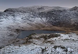 Chill Prints: Llyn Cwmffynnon and Glyder Fawr from Moel Berfedd in winter