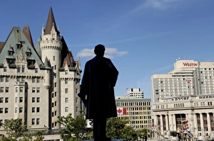 Ottawa Prints: Located in the heart of the capital next to the Parliament Buildings