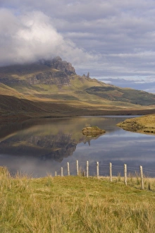 Images Dated 3rd March 2008: Loch Leathan
