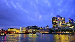 Photographer Prints: London skyline at dusk from Hays Galleria near London Bridge
