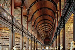Irish Gallery: The Long Room in the library of Trinity College, Dublin, Republic of Ireland, Europe