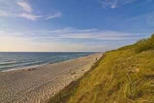 Long sandy beach at the Curonian split, Lithuania, Baltic States, Europe