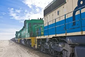 Images Dated 6th February 2008: The longest iron ore train in the world between Zouerate and Nouadhibou