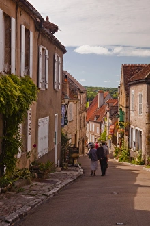 Yonne Prints: Looking down the main street in Vezelay, Yonne, Burgundy, France, Europe