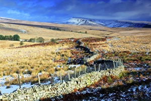 Powys Prints: Looking towards Pen-y-Fan in winter, Brecon Beacons, Powys, South Wales, United Kingdom