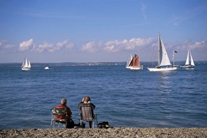 Portsmouth Prints: Looking out to sea over the Solent, Portsmouth, Hampshire, England, United Kingdom