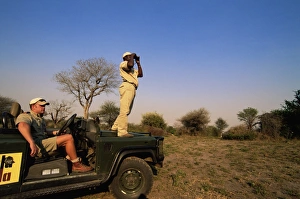 Hunt Prints: Looking out for wildlife