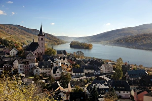 Rhine Valley Prints: Lorch, Rhine Valley, Hesse, Germany, Europe