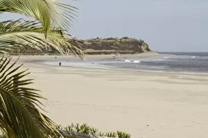 Images Dated 14th December 2011: Los Organos Beach near Mancora, Peru, South America