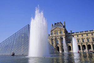 Louvre Prints: The Louvre fountains and pyramid, Paris, France, Europe