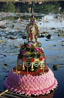Sukhothai Prints: Loy Kratong