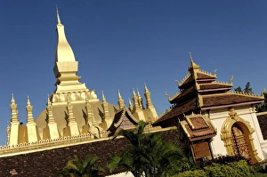 That Luang Stupa