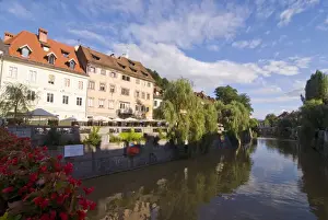 Lublijana River in the center of Lublijana, Slovenia, Europe