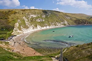 Images Dated 17th April 2008: Lulworth Cove, Dorset, England, United Kingdom, Europe