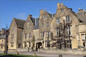 Hotels Prints: The Lygon Arms, Broadway, Cotswolds, Gloucestershire, England, United Kingdom, Europe