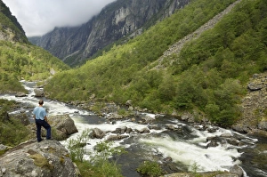 Mabodalen, Bjoreia River valley below Voringfoss waterfall, near Eidfjord, Hordaland, Norway, Scandinavia, Europe Mabodalen, Bjoreia River valley below Voringfoss waterfall, near Eidfjord, Hordaland, Norway, Scandinavia, Europe