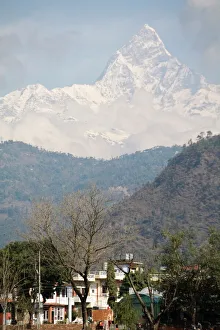 Images Dated 26th February 2007: Machapuchhare mountain, Pokhara, Nepal, Asia