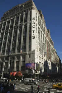 Images Dated 3rd January 2000: Macys, Manhattan